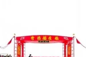 回声剧场群演爆料封面，同心回声环与通告单角标